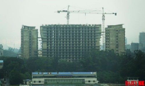 新義州で現在建設中のホテル（画像：デイリーNK内部情報筋）