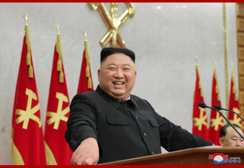 労働党中央委第8期第2回総会を指導した金正恩氏（2021年2月9日付朝鮮中央通信）