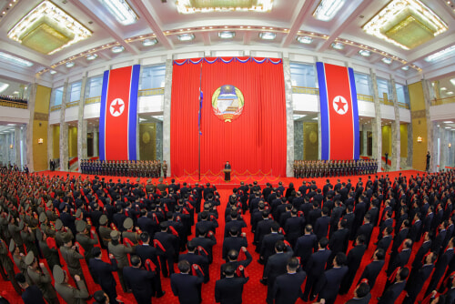 金正恩氏が憲法記念式典に出席した（2025年12月28日付労働新聞）